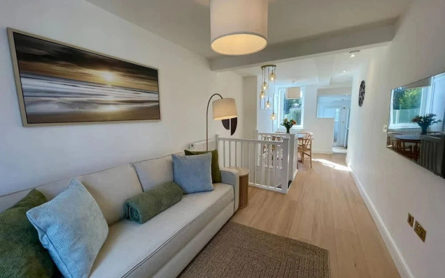 Canterbury City Stay Duplex 2 min to Station