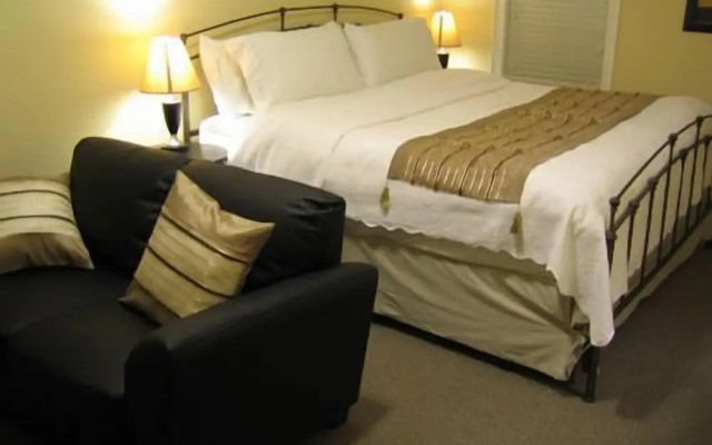 Orchid Inn and Ginger Restaurant