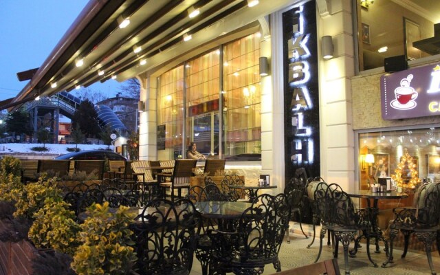 Отель Ikbalhan Otel вид на фасад