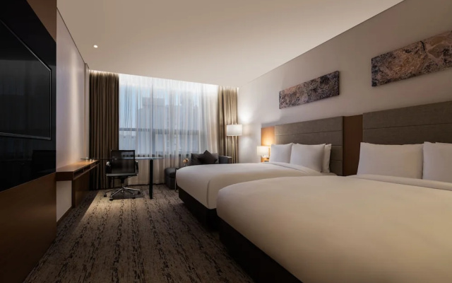 Ramada Seoul Sindorim Hotel