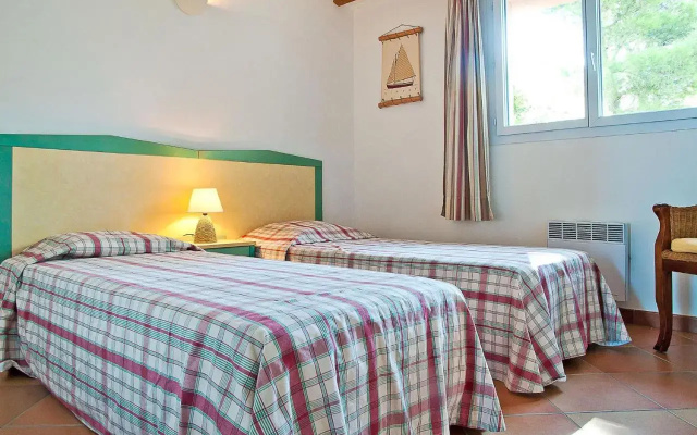 Holiday Home Les Hauts de Pavellone - PVC300