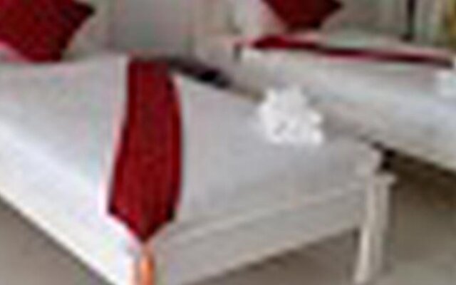Heavenly Inn Phuket Hotel
