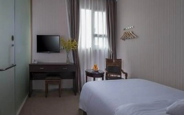 Vienna Hotel Shenzhen Fenghuang Road