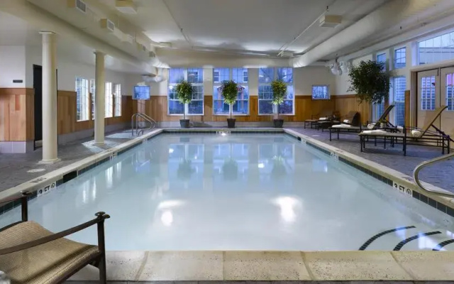 Green Mountain Suites Hotel