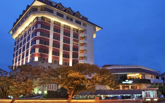 Hotel Santika Premiere Semarang In Semarang Indonesia From - 