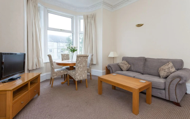 Cosy 5BD Double Upper Flat - Heart of Aberdeen