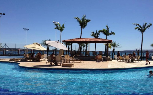 Lake Side Apart Hotel