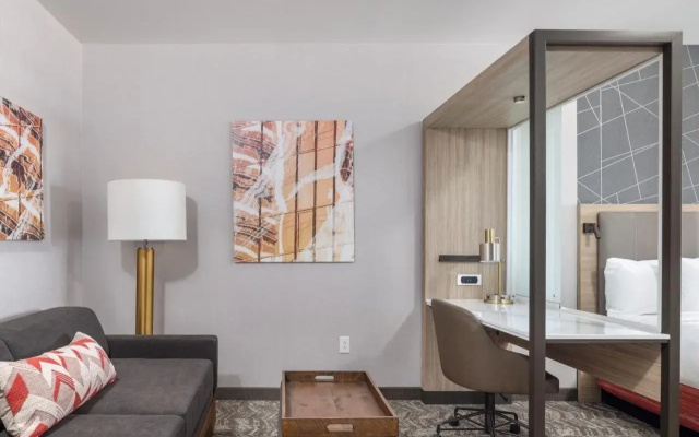 SpringHill Suites Tucson at The Bridges