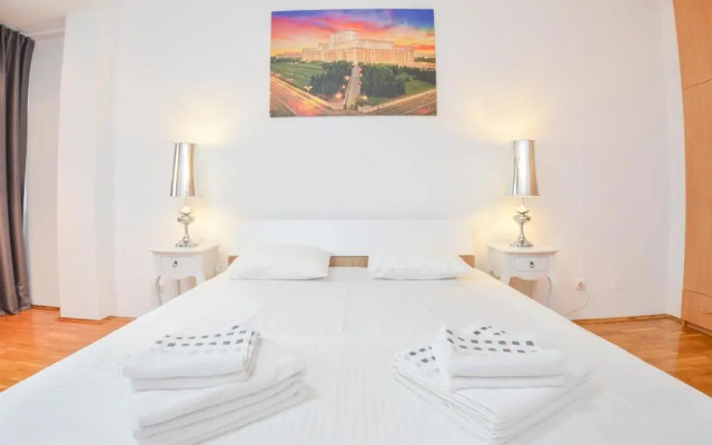 University Square Apartments