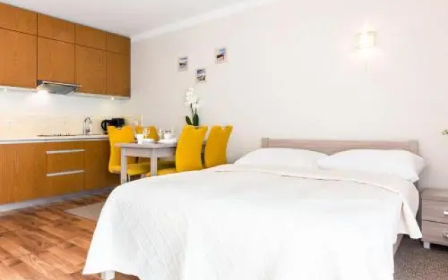 VacationClub - Villa Mistral Apartment 13