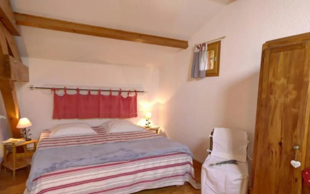 Gîte Les Salles, 6 pièces, 10 personnes - FR-1-496-60