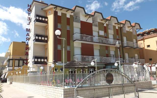 Hotel Marina Гаттео-а-Маре вид на фасад