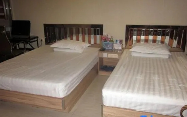 Wuchang Dream Town Hotel