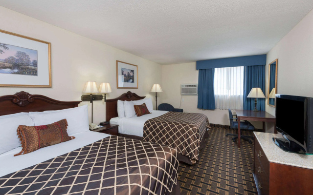 Baymont by Wyndham Osage Beach