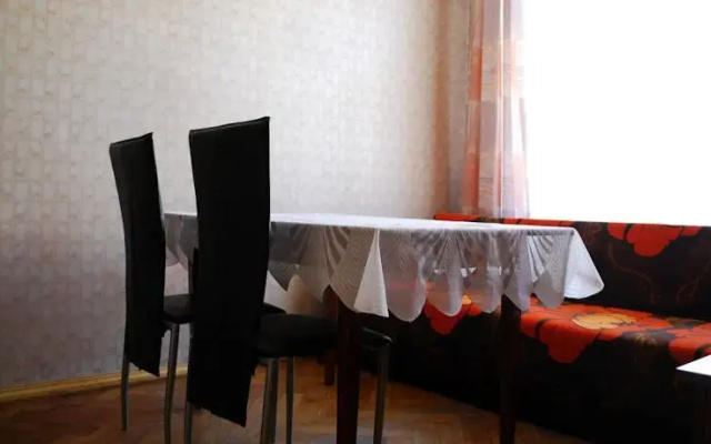 Lemon Apartment
