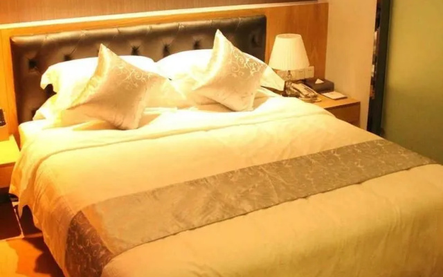 Libo Selected Hotels (Shanghai Wanda Plaza Tonghe New Village Subway Station Branch)