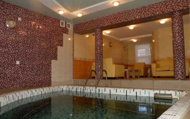 Silk Road Hotel