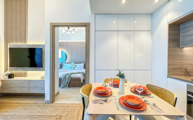 Super Luxury Flat Design with Sea View