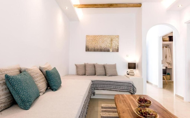 Naxos Grand Hotel