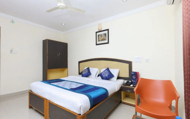 OYO 9349 Hotel Swaagat Residency