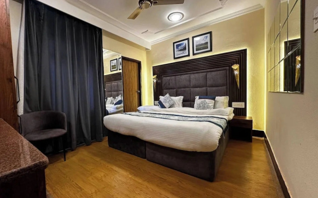 Dilan Residency Villa -5 Bedroom- Centrally Heated