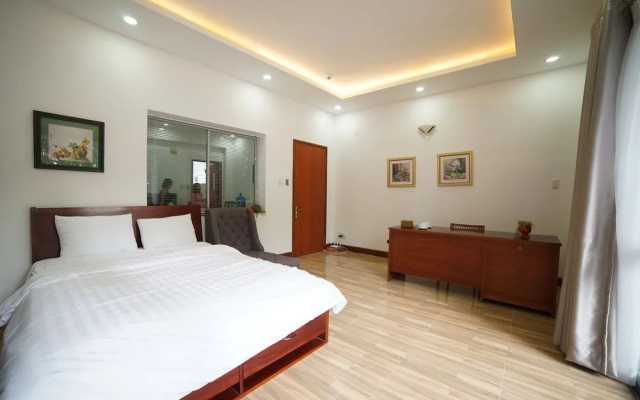 HoLo Garcerie Saigon Serviced HomeStay