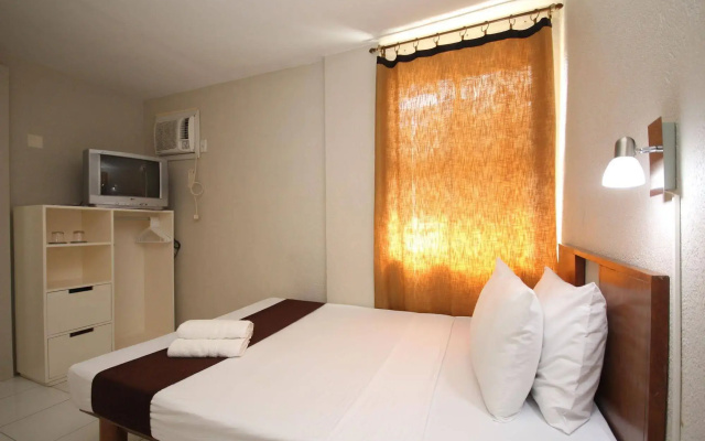 MR Holidays Hotel