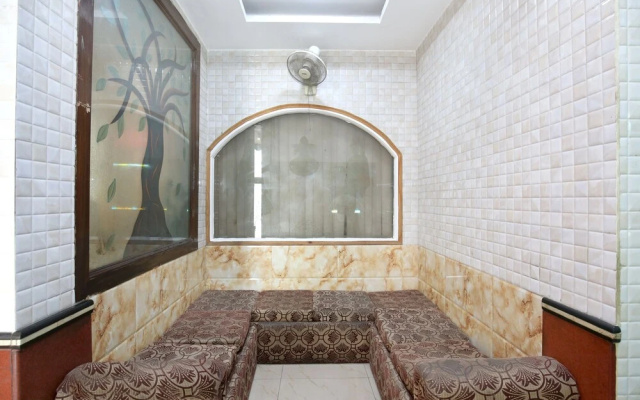 Gulshah Hotel by OYO