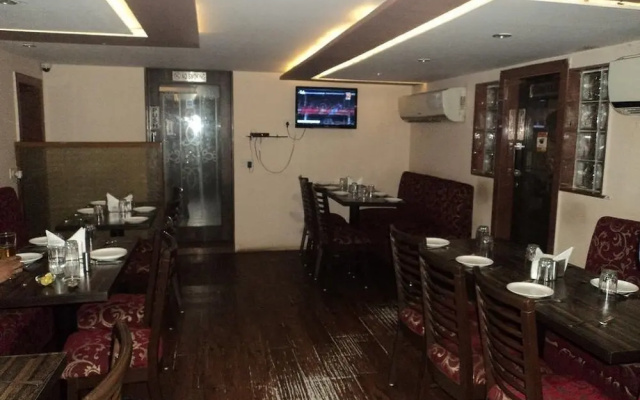 Room Maangta 132 - Vile Parle West