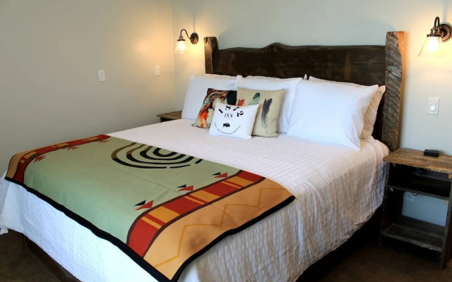 1872 Inn - Adults Exclusive