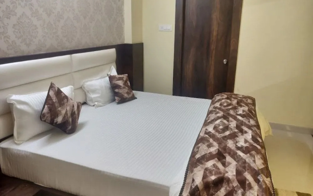 Satyadeep Inn