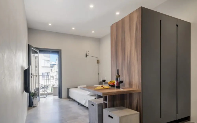 Sunny Studio Near the Beach by Sea N Rent