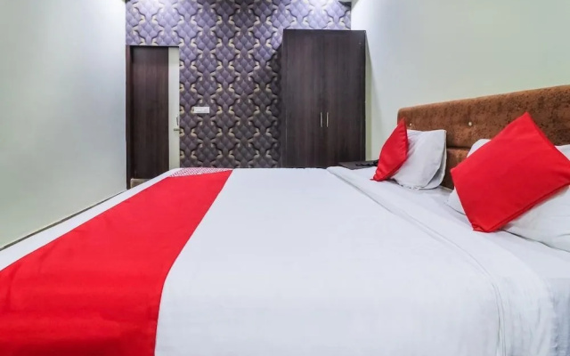 OYO 26223 The Royal Haveli