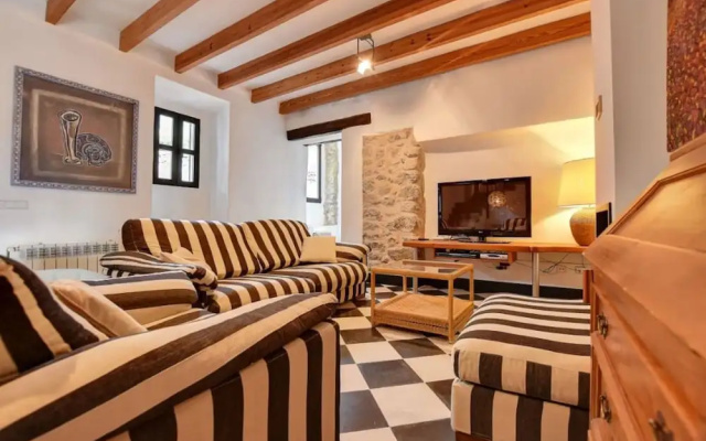 106037 - Villa in Selva