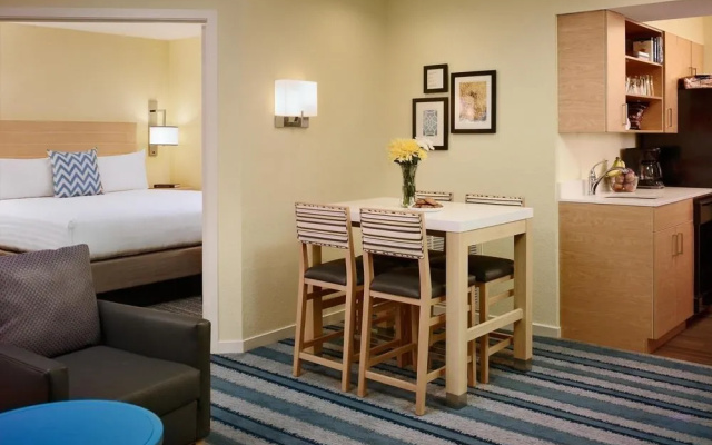Wyndham Summerfield Suites