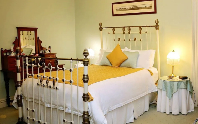 Forgandenny Bed & Breakfast