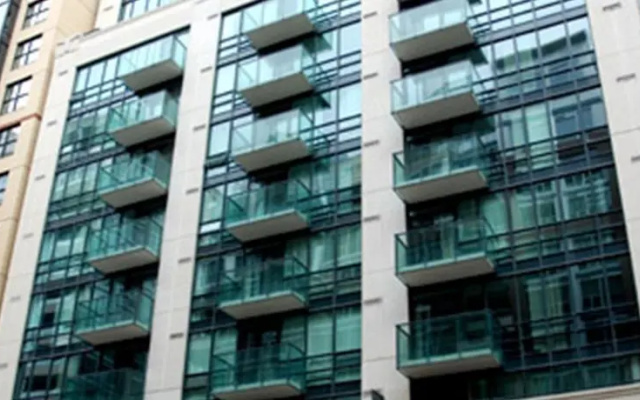 Toronto Luxury Accommodations - 263 Wellington Street West