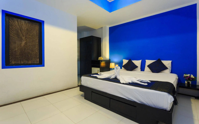 2C Phuket Hotel