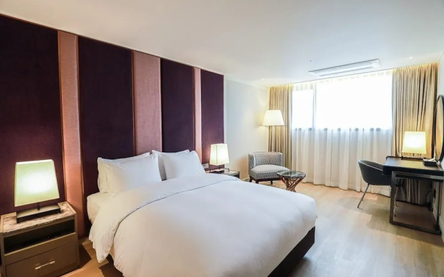 The May Hotel