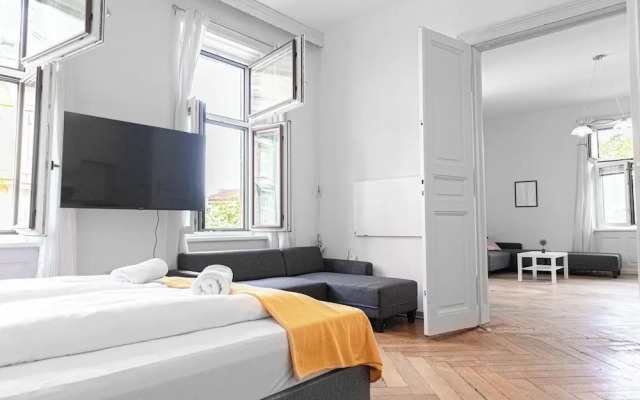 Central Access 2BR Apt Near AKH Hospital