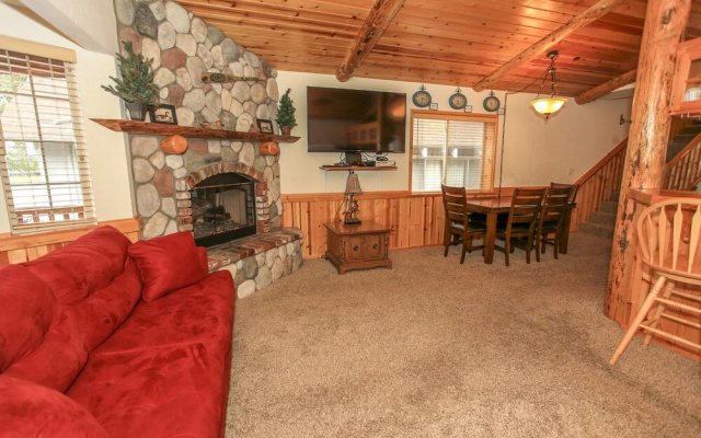 Falcon's Lodge