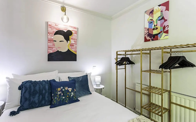 Stylish Highgate Haven Apartment