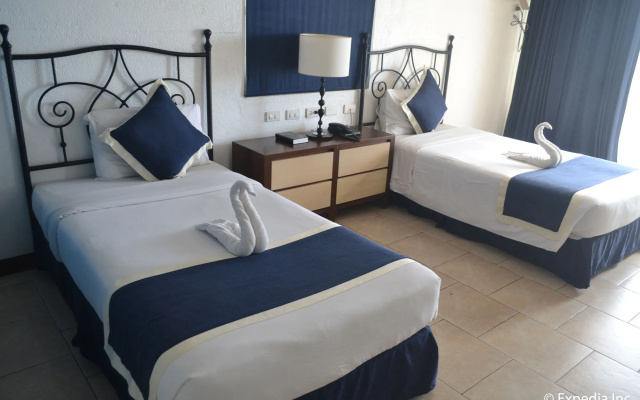 Estancia Resort Hotel