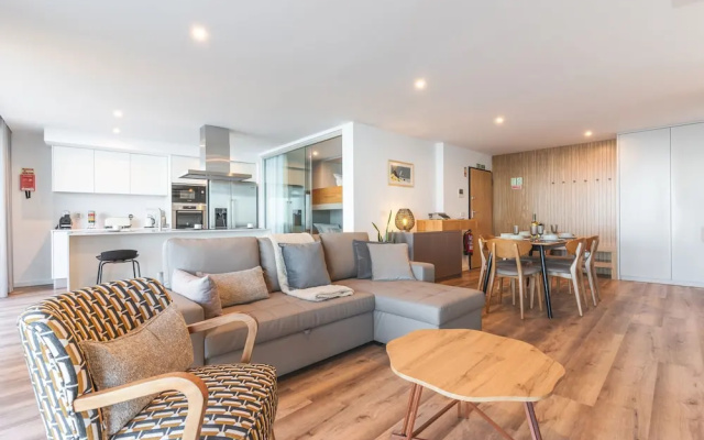 Big Cliff Apartment by Atlantic Holiday