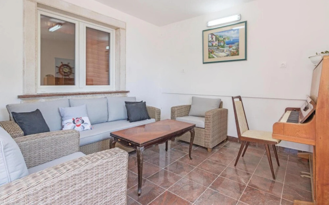 Awesome Home in Medulin With Wifi and 3 Bedrooms