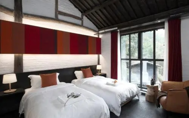 Yunxi Daijia Mountain Guesthouse