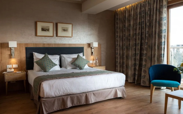 Ambassador Boutique Hotel