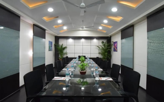 Shreemaya Hotel