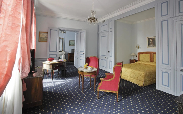 Le Champlain - Les Collectionneurs