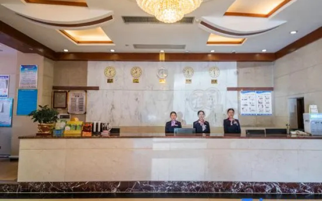 Deli Hotel